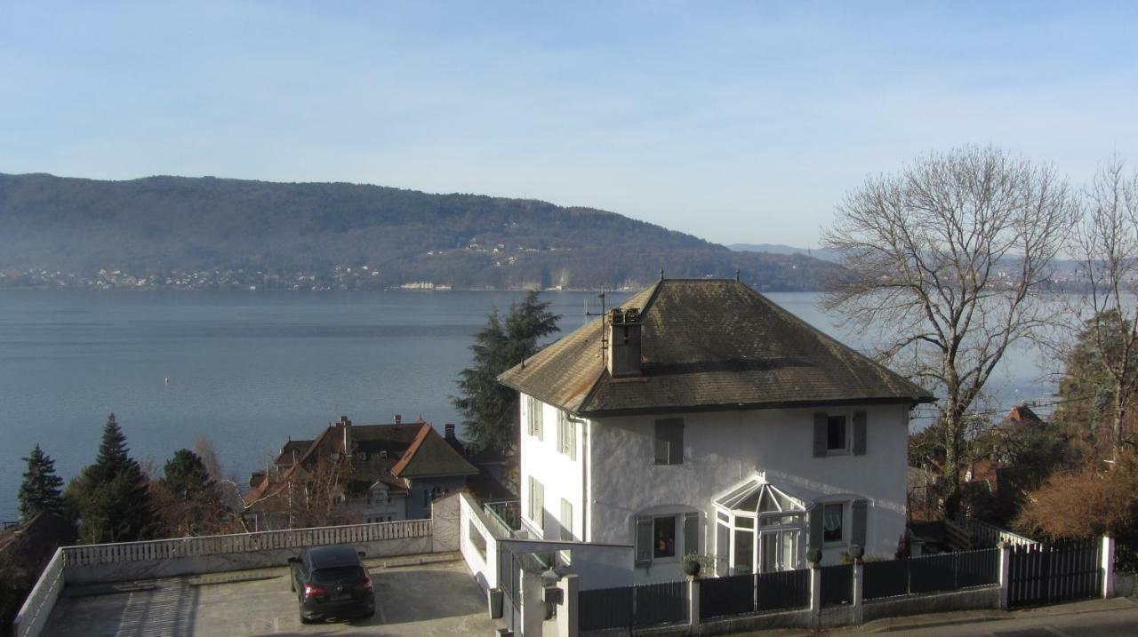Villa Le Lac Cottage Au Bord Du Lac D'Annecy - Chambre Chez L'Habitant - Les Terrasses Du Lac Veyrier-du-Lac Ngoại thất bức ảnh
